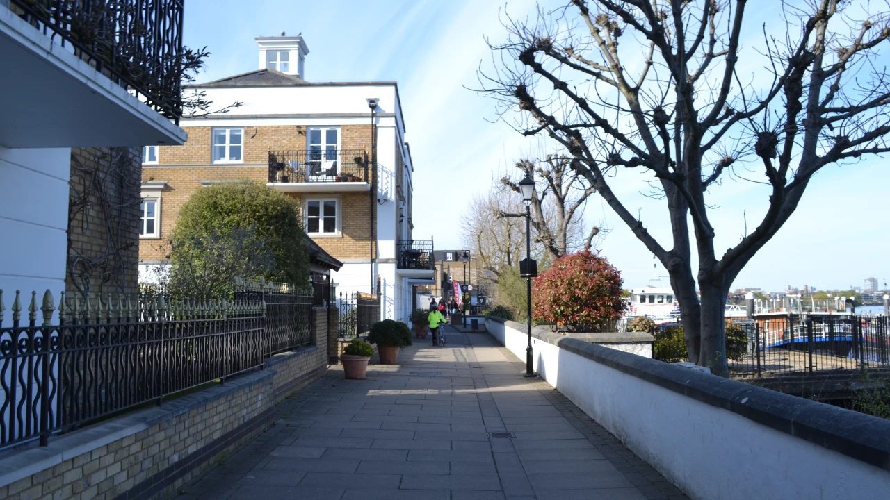 Chiswick Riverside